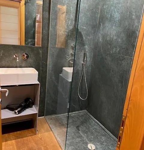 Rogaro Corinna * Cadenabbia